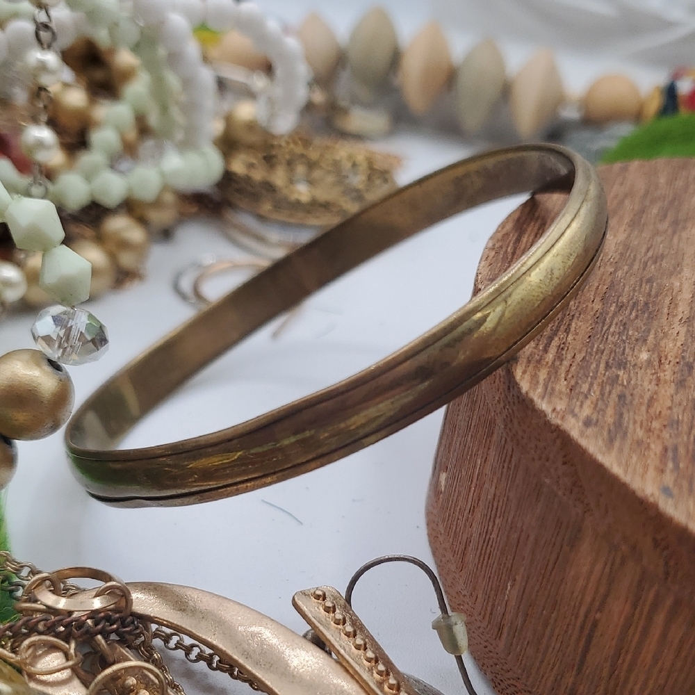 Antique Brass Bangle Bracelet‎ B3411